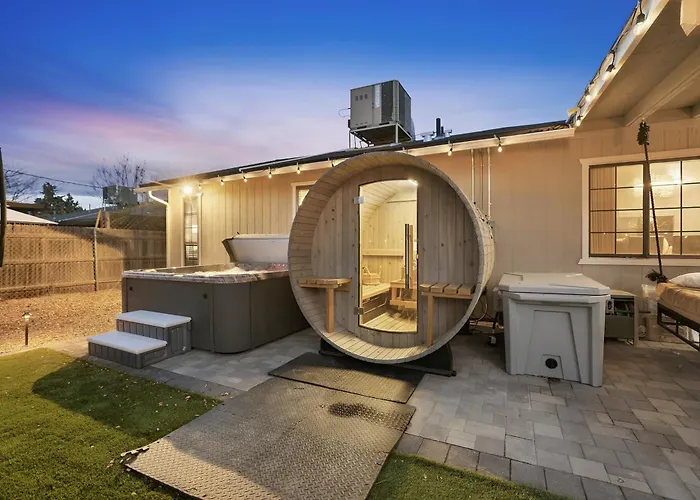 Private Estate: Hot Tub Sauna Cold Plunge Game 3br Sleeps 8 Holiday home Prescott Valley