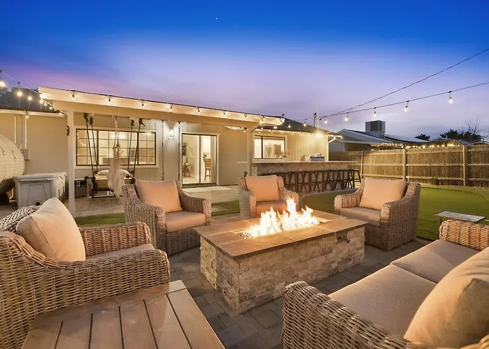 Private Estate: Hot Tub Sauna Cold Plunge Game 3br Sleeps 8