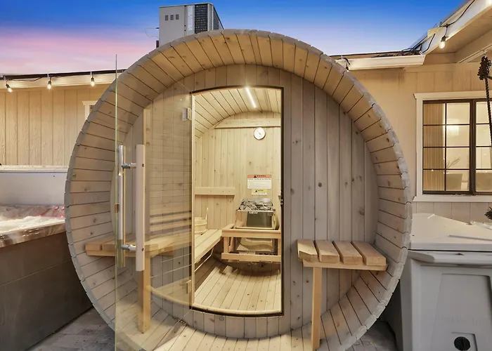 Private Estate: Hot Tub Sauna Cold Plunge Game 3br Sleeps 8 Holiday home