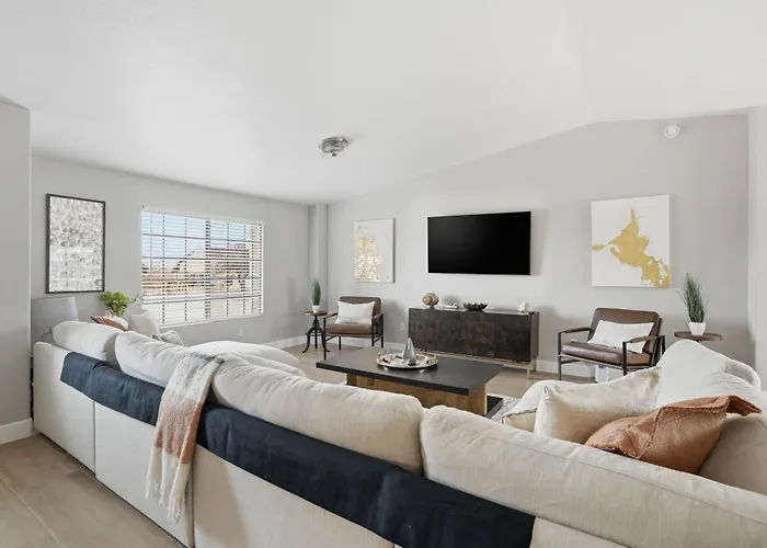 Holiday home Private Estate: Hot Tub Sauna Cold Plunge Game 3br Sleeps 8 Prescott Valley