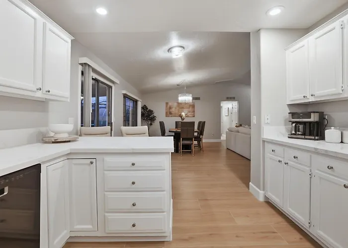 Holiday home Private Estate: Hot Tub Sauna Cold Plunge Game 3br Sleeps 8 Prescott Valley