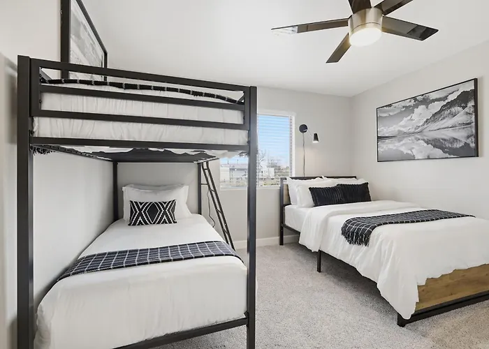 Private Estate: Hot Tub Sauna Cold Plunge Game 3br Sleeps 8 Holiday home Prescott Valley