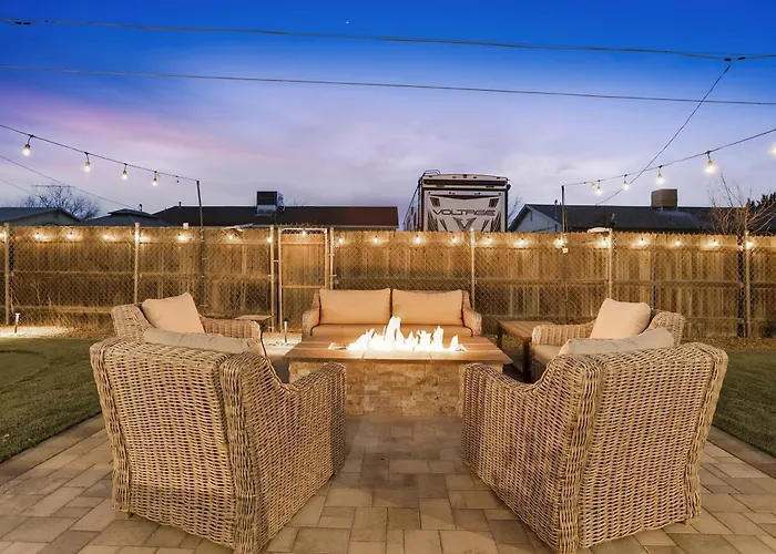Private Estate: Hot Tub Sauna Cold Plunge Game 3br Sleeps 8 Holiday home